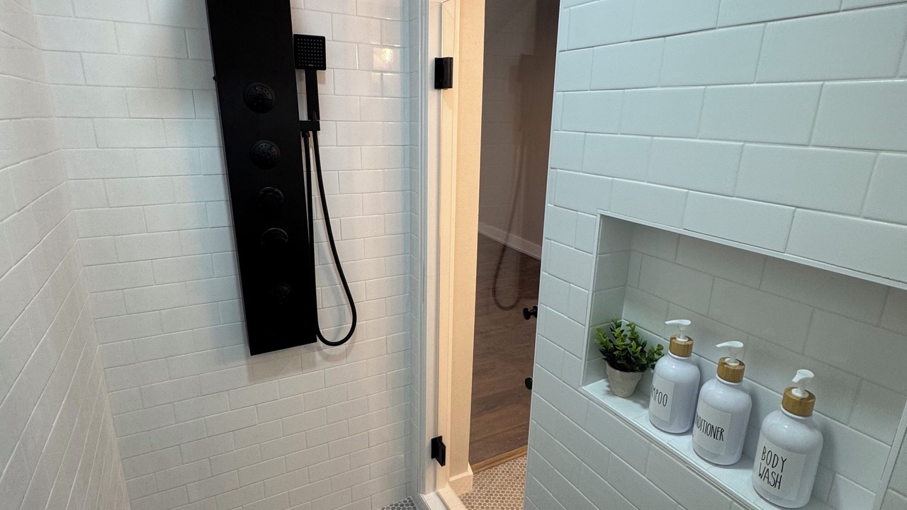 Photo of Bathroom in McAlester