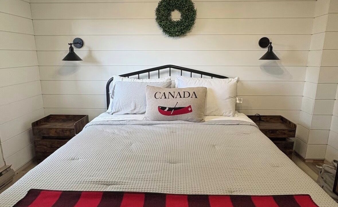 Photo of Bedroom in Dysart et al