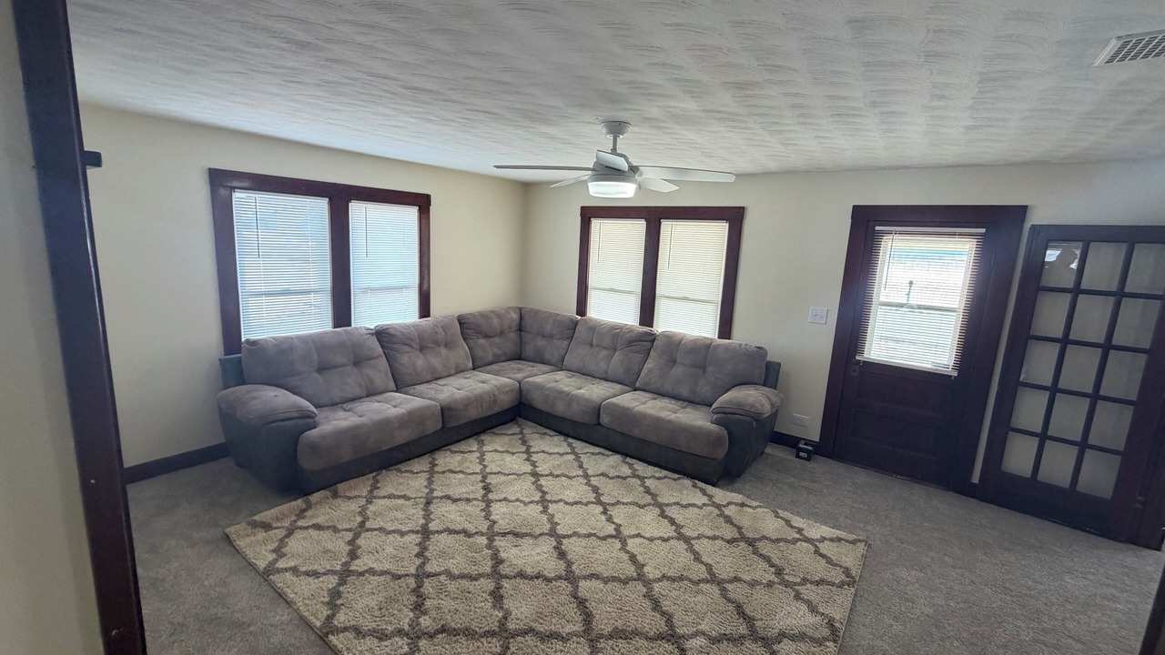Photo of Livingroom in Clyde