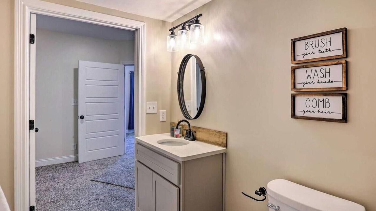 Photo of Bathroom in Williamstown