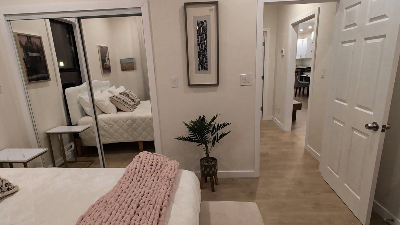 Photo of Bedroom in Alamitos Beach