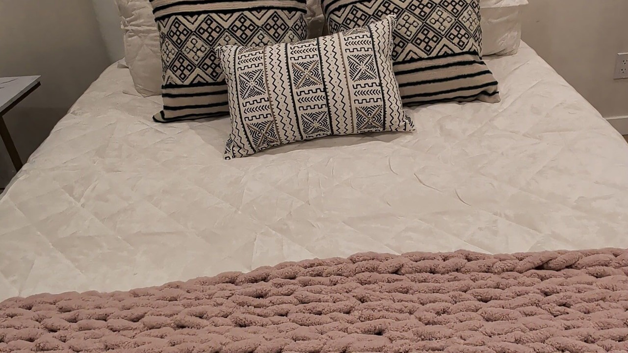 Photo of Bedroom in Alamitos Beach