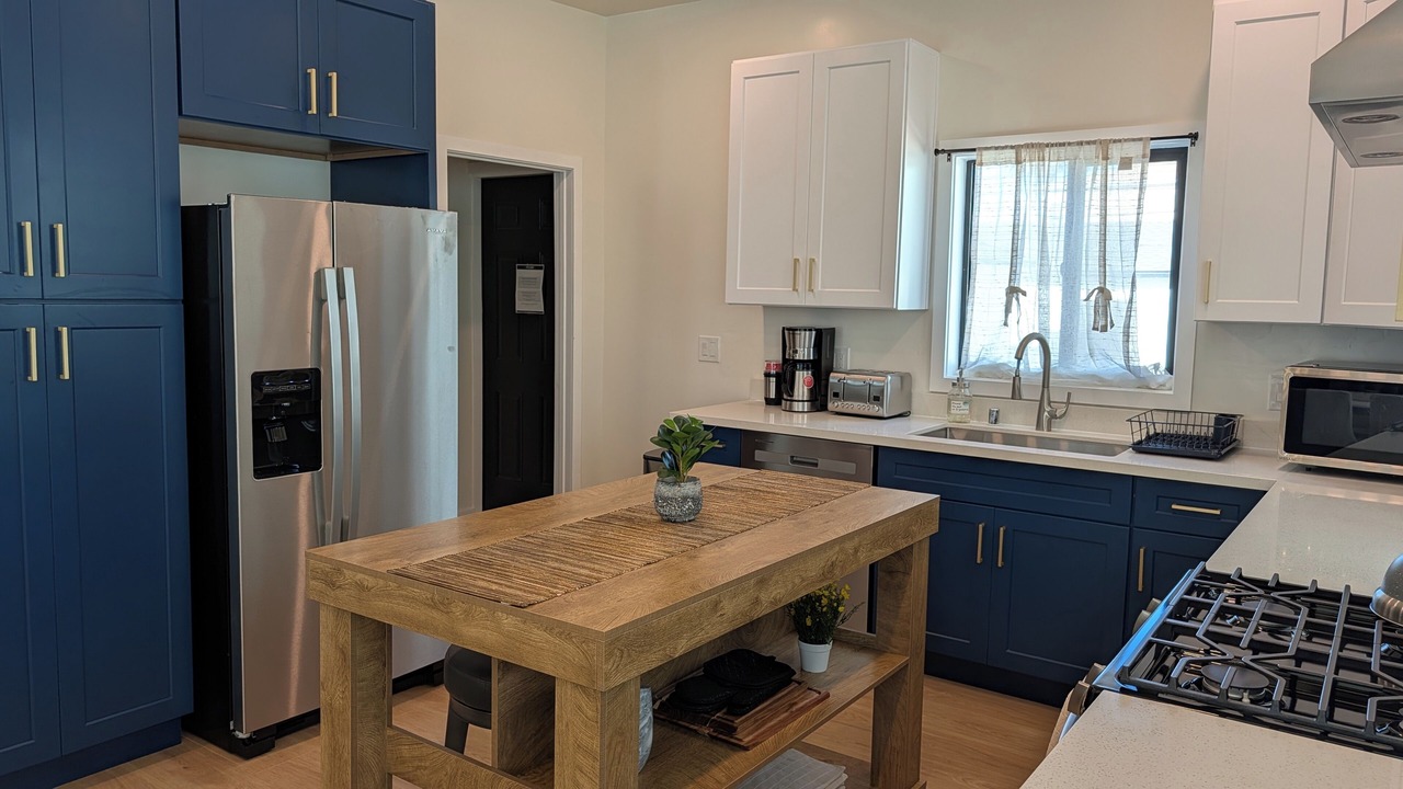Photo of Kitchen in Alamitos Beach