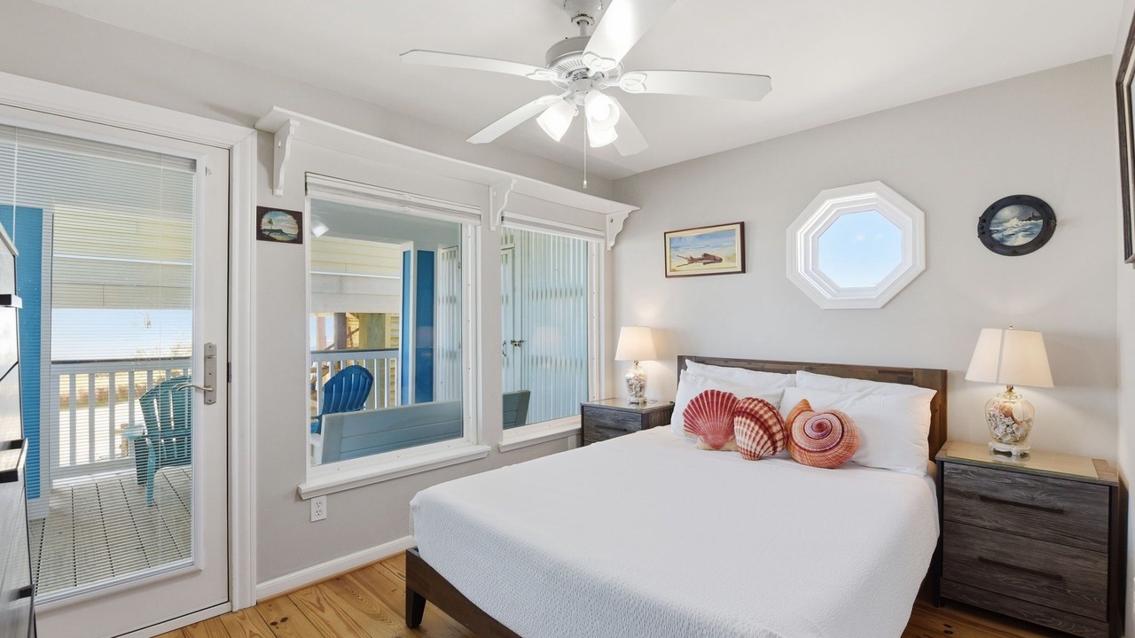 Photo of Bedroom in Pirates Beach West