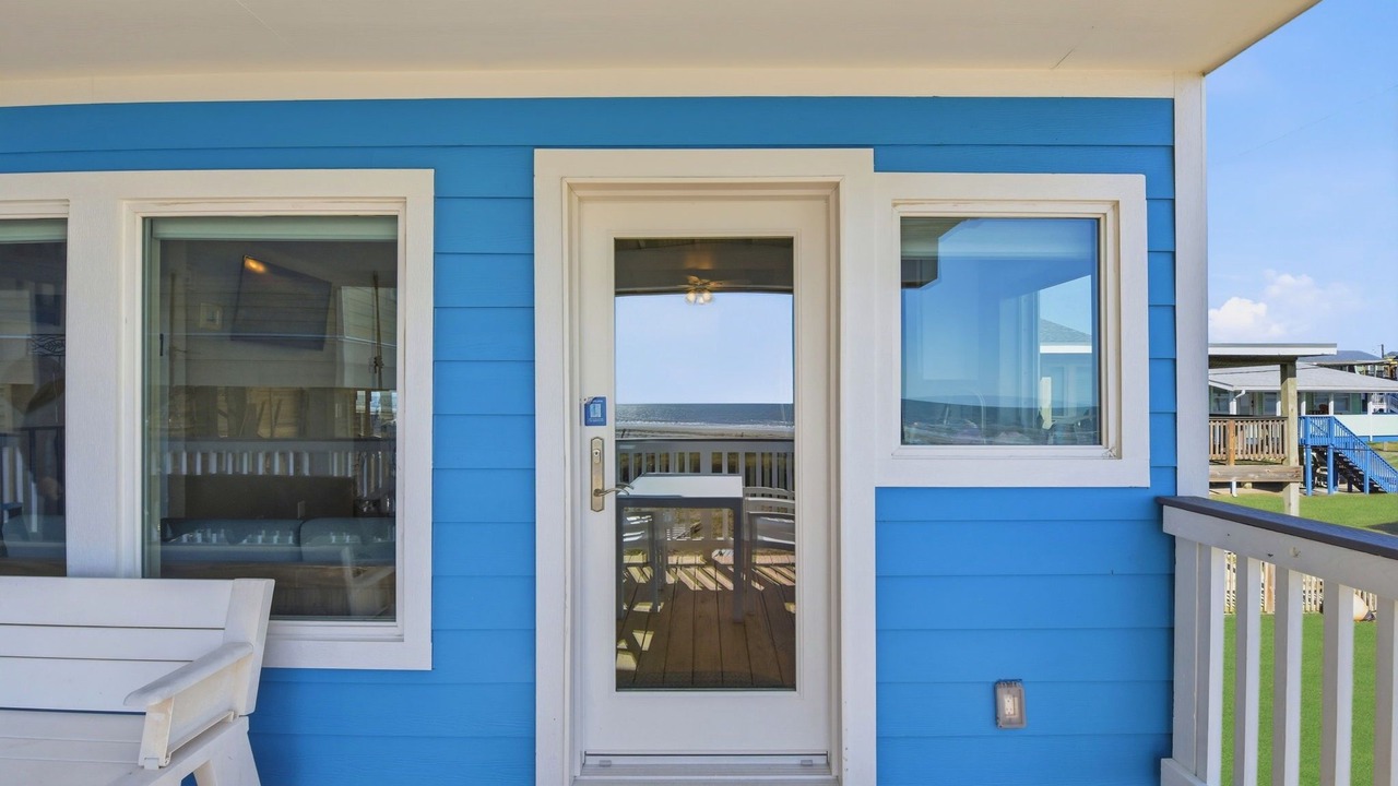 Photo of Outdoor in Pirates Beach West