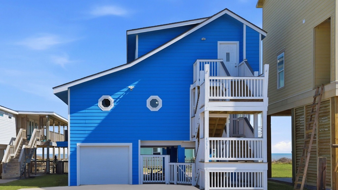 Photo of Outdoor in Pirates Beach West