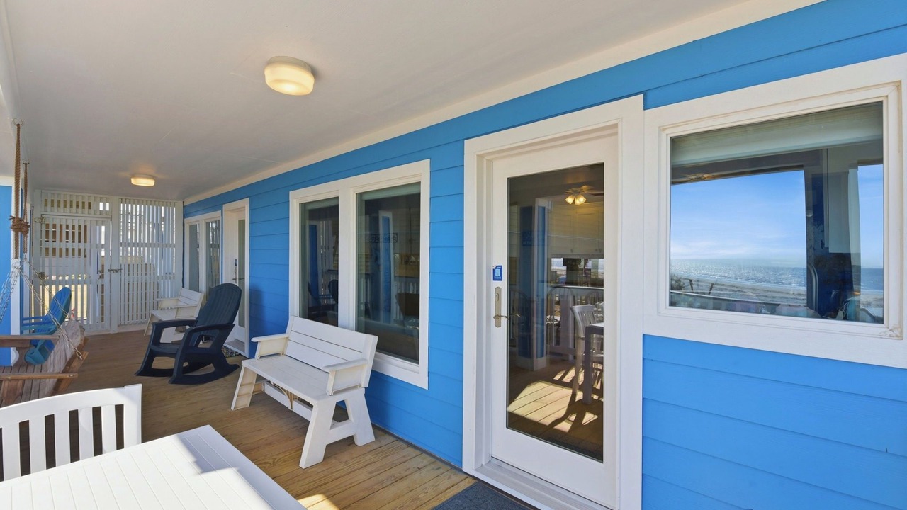 Photo of Outdoor in Pirates Beach West