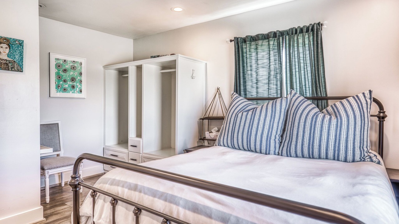 Photo of Bedroom in Brenham
