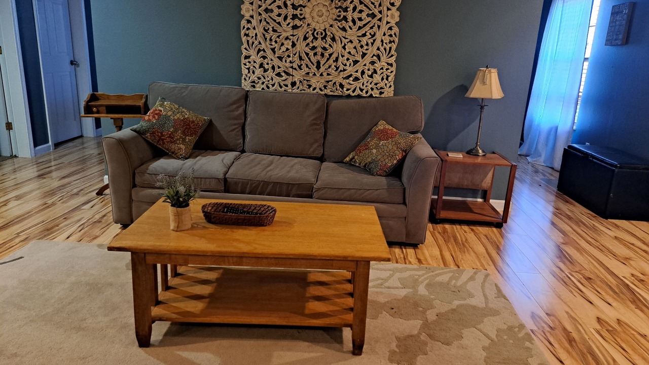 Photo of Livingroom in Sylvan Shores