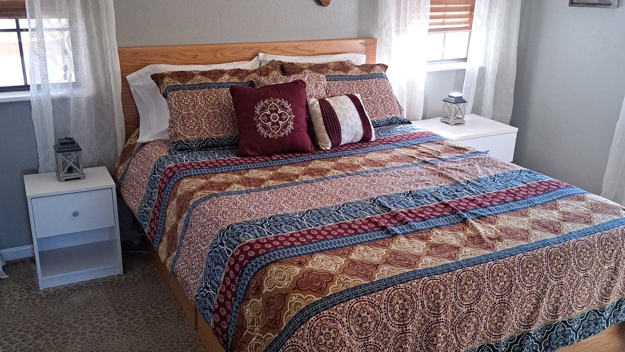 Photo of Bedroom in Sylvan Shores