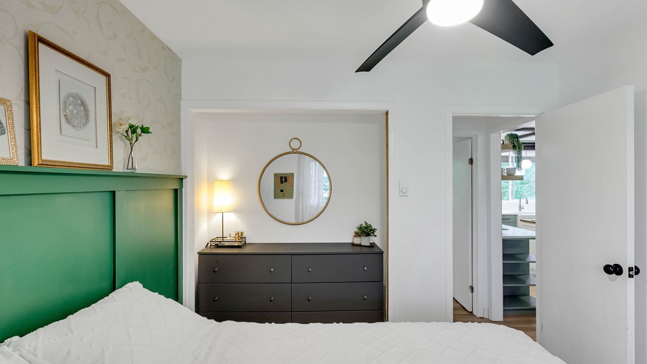 Photo of Bedroom in Val-des-Monts