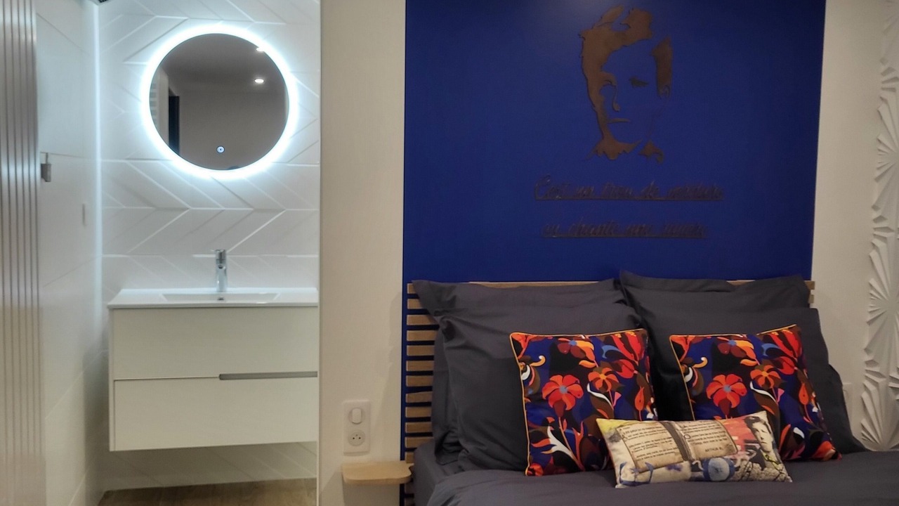 Photo of Bedroom in Les Hautes-Rivieres