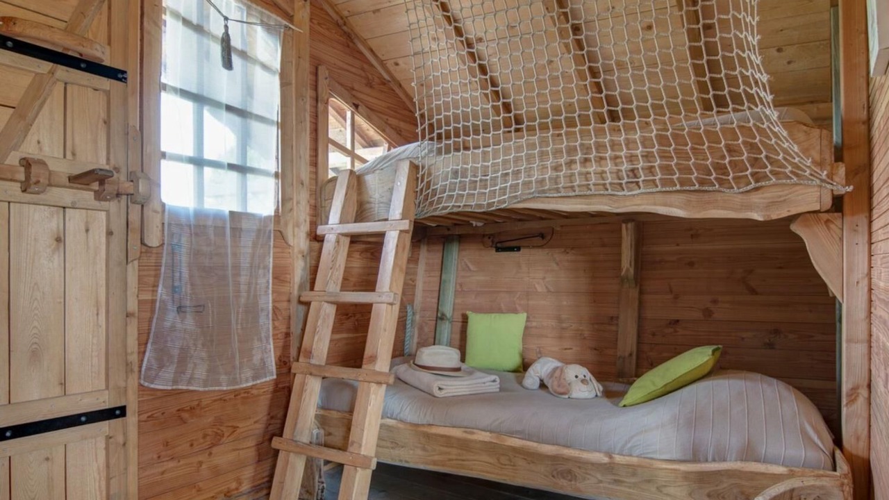 Photo of Bedroom in Maisons-Laffitte