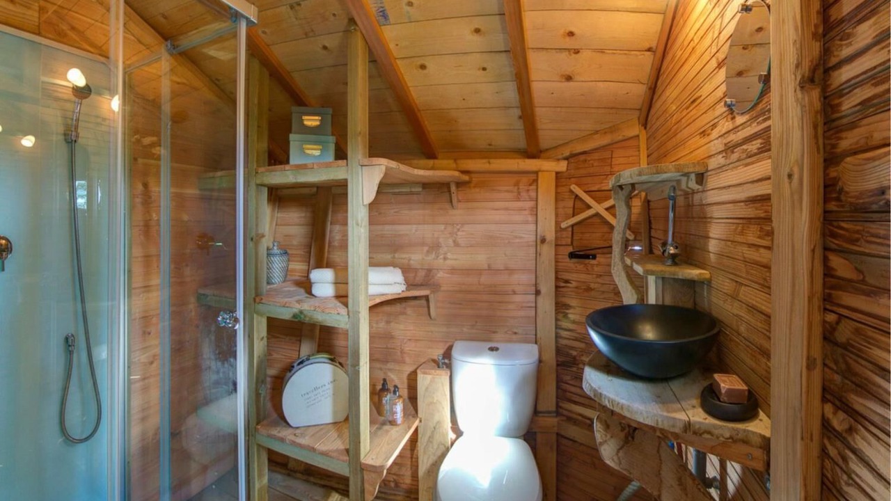 Photo of Bathroom in Maisons-Laffitte