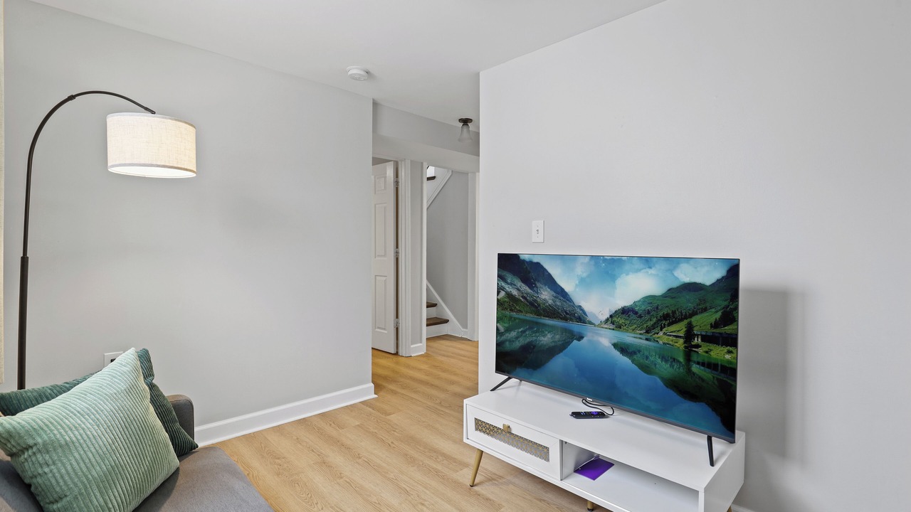 Photo of Livingroom in Romeoville