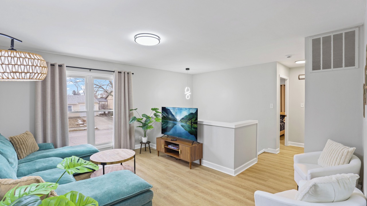 Photo of Livingroom in Romeoville