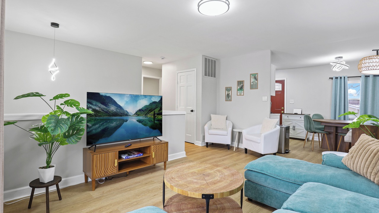 Photo of Livingroom in Romeoville