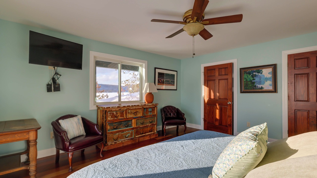Photo of Bedroom in Putnam Station