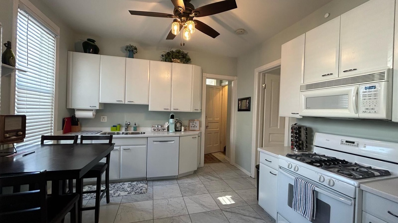 Photo of Kitchen in Wrigleyville