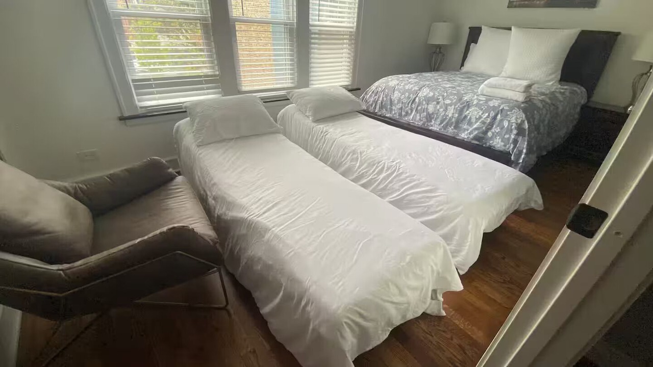 Photo of Bedroom in Wrigleyville