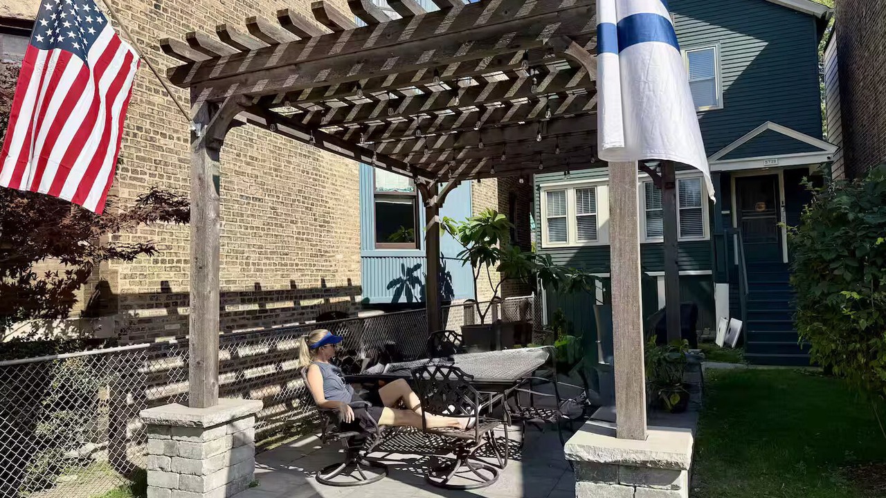 Photo of Outdoor in Wrigleyville