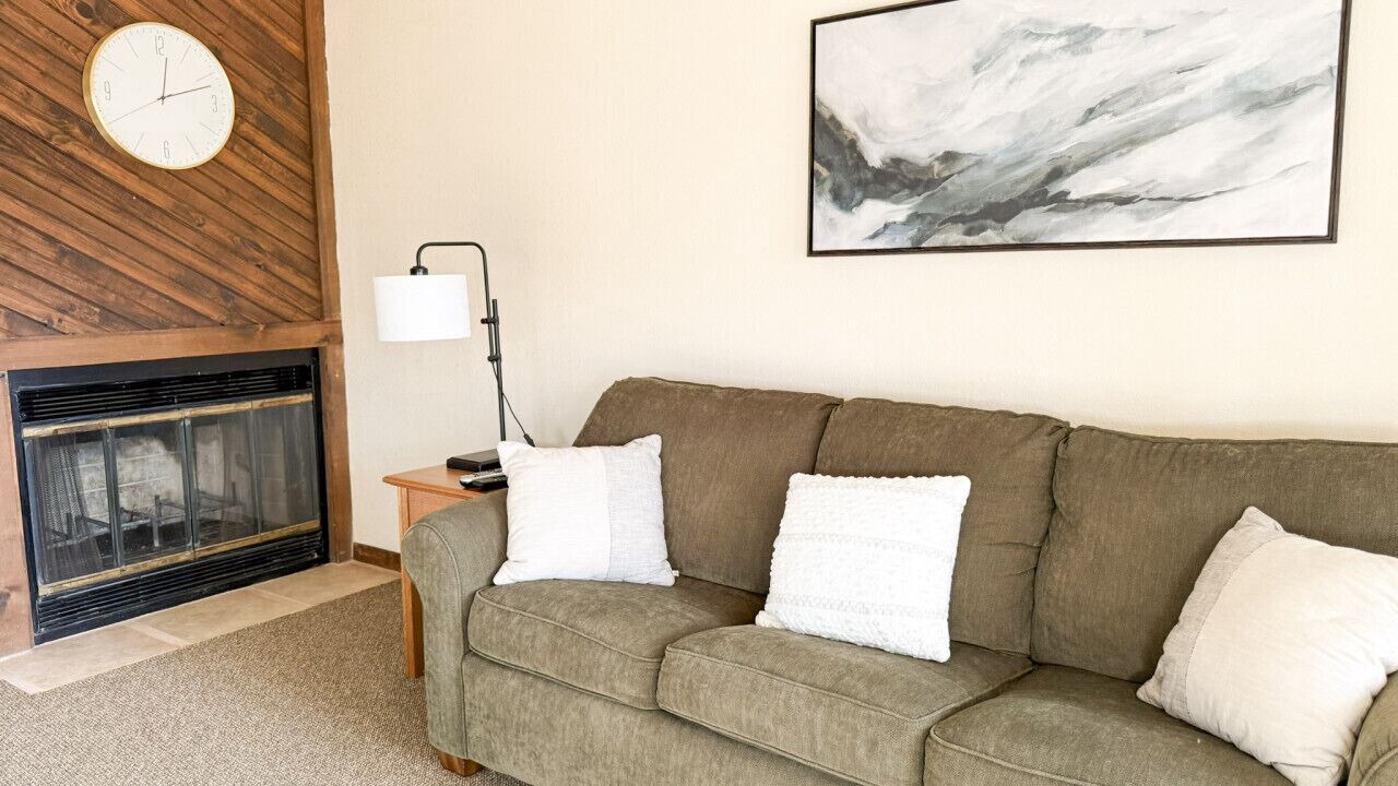 Photo of Livingroom in Osage Beach