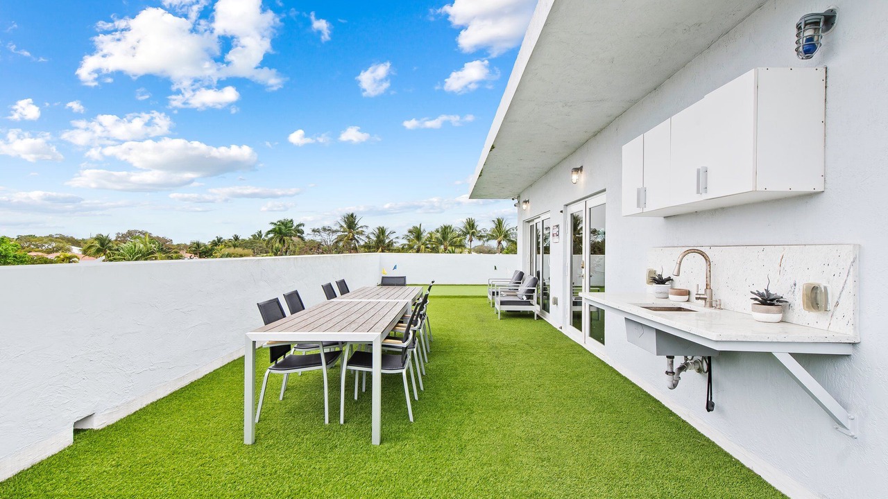 Photo of Outdoor in Deerfield Beach