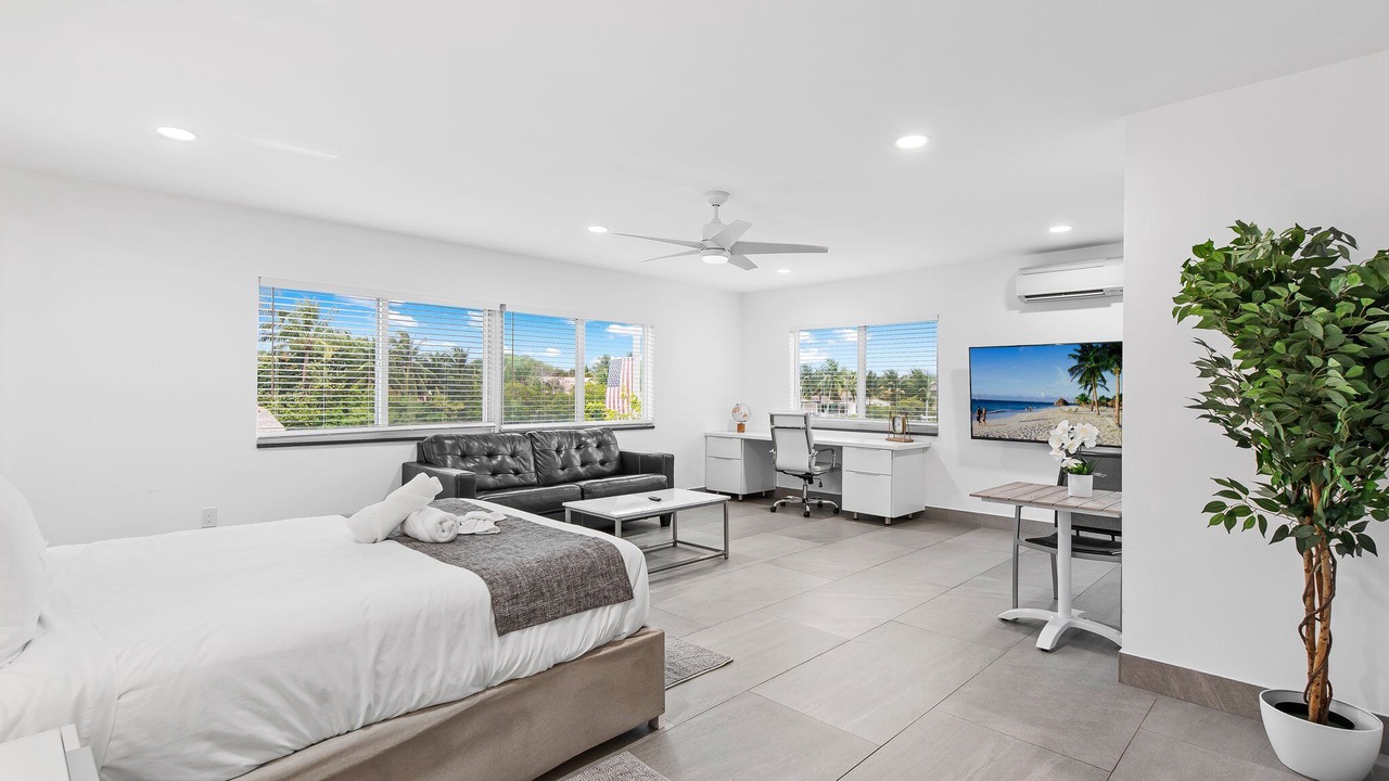Photo of Bedroom in Deerfield Beach