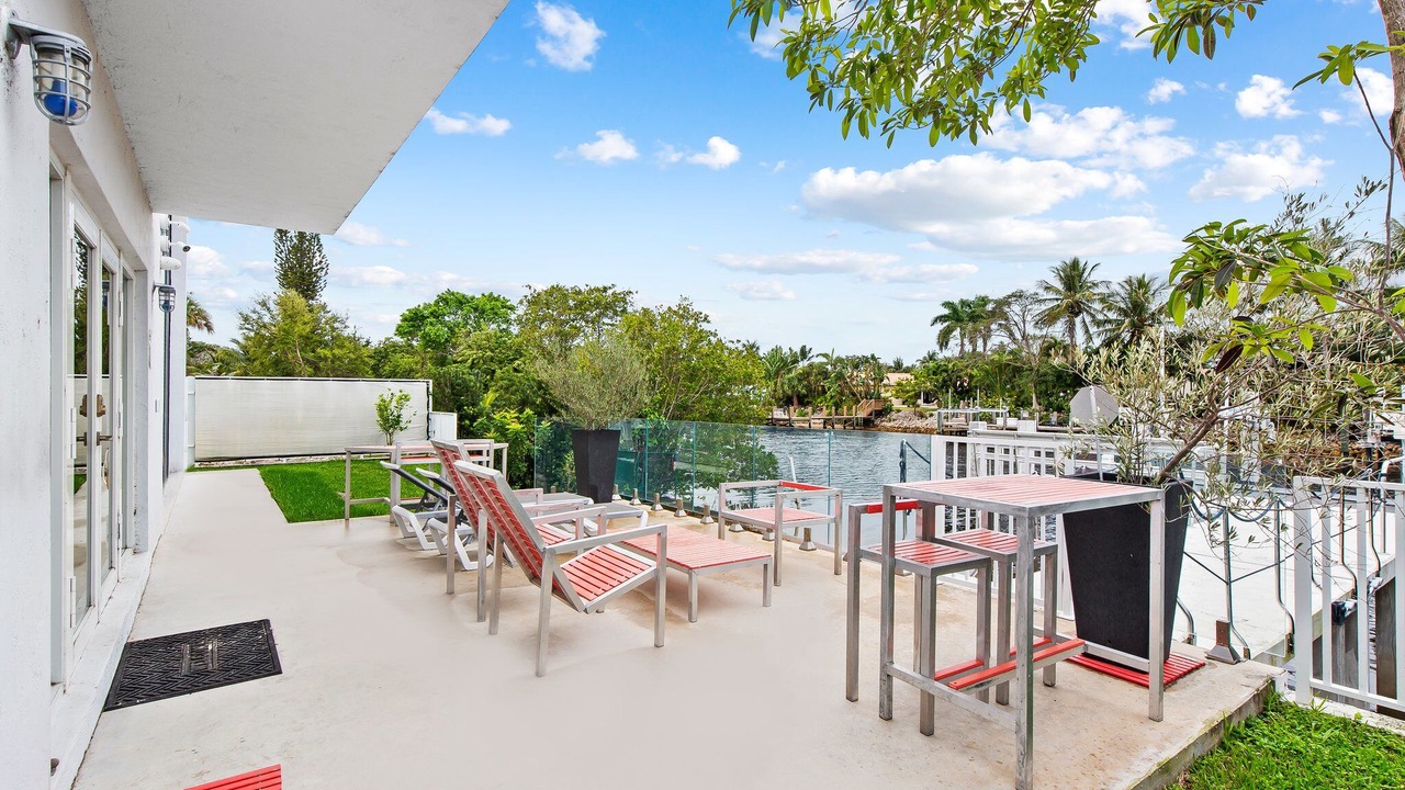Photo of Outdoor in Deerfield Beach