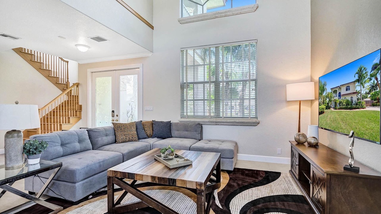 Photo of Livingroom in Plantation