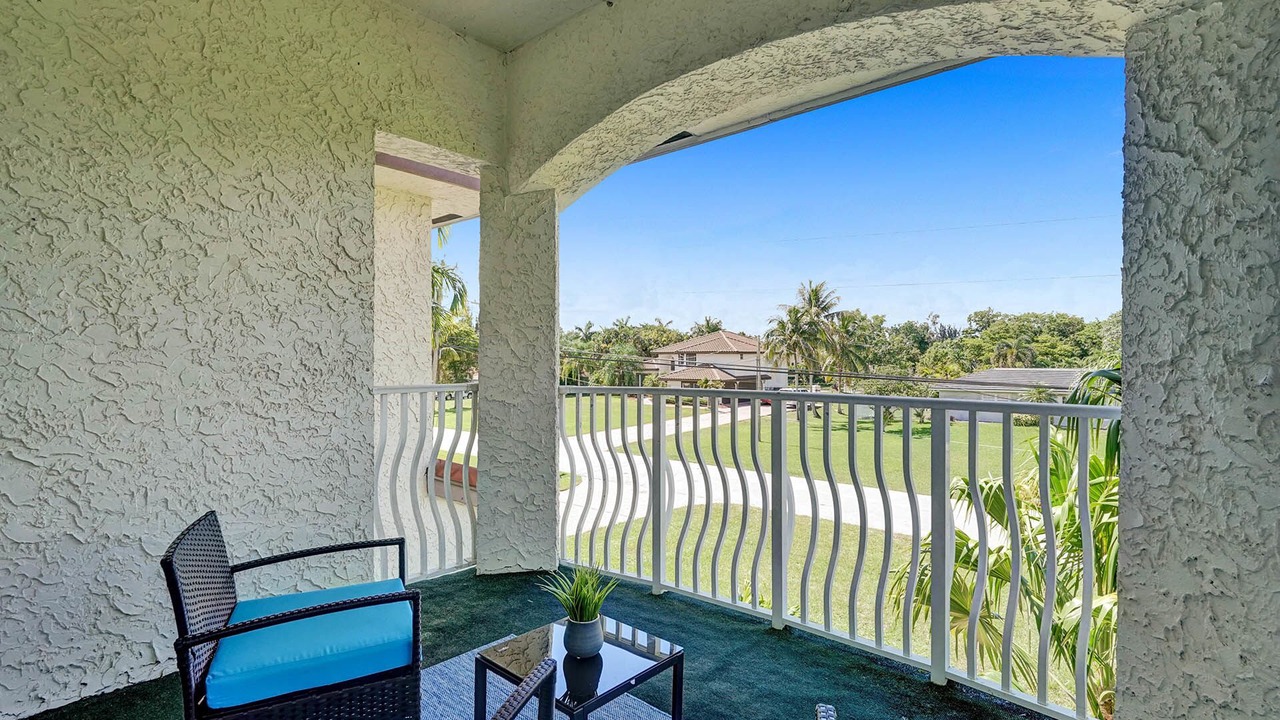 Photo of Patio Balcony in Plantation
