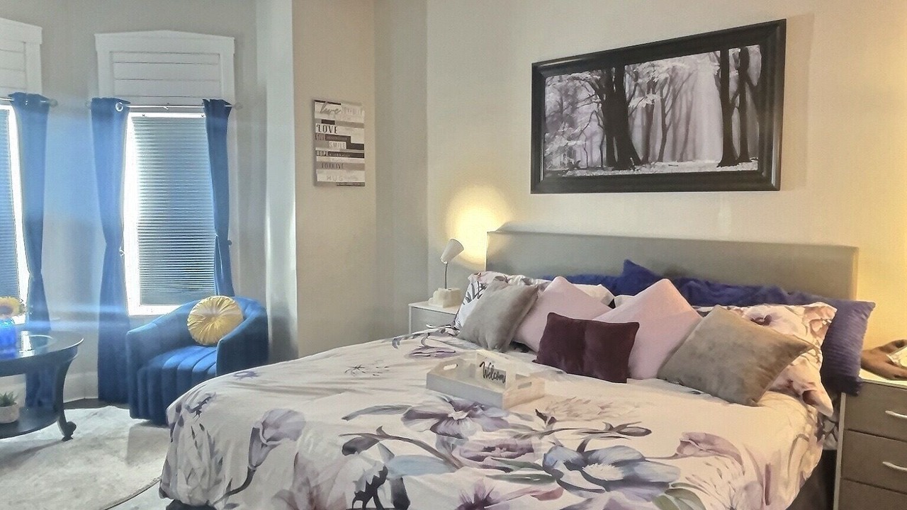 Photo of Bedroom in Belleville