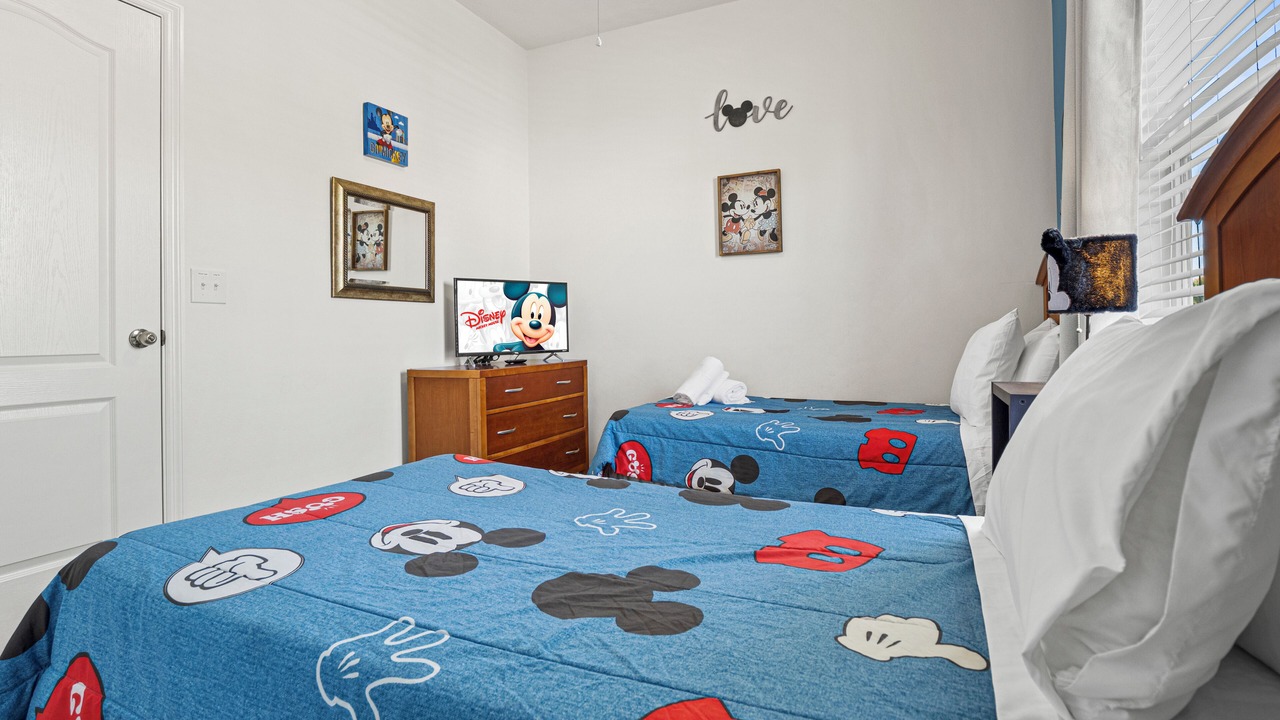 Photo of Bedroom in Tuscan Hills