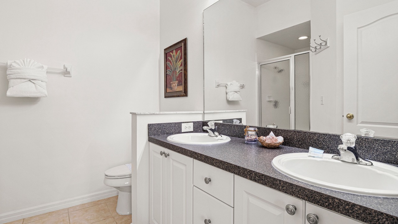 Photo of Bathroom in Tuscan Hills