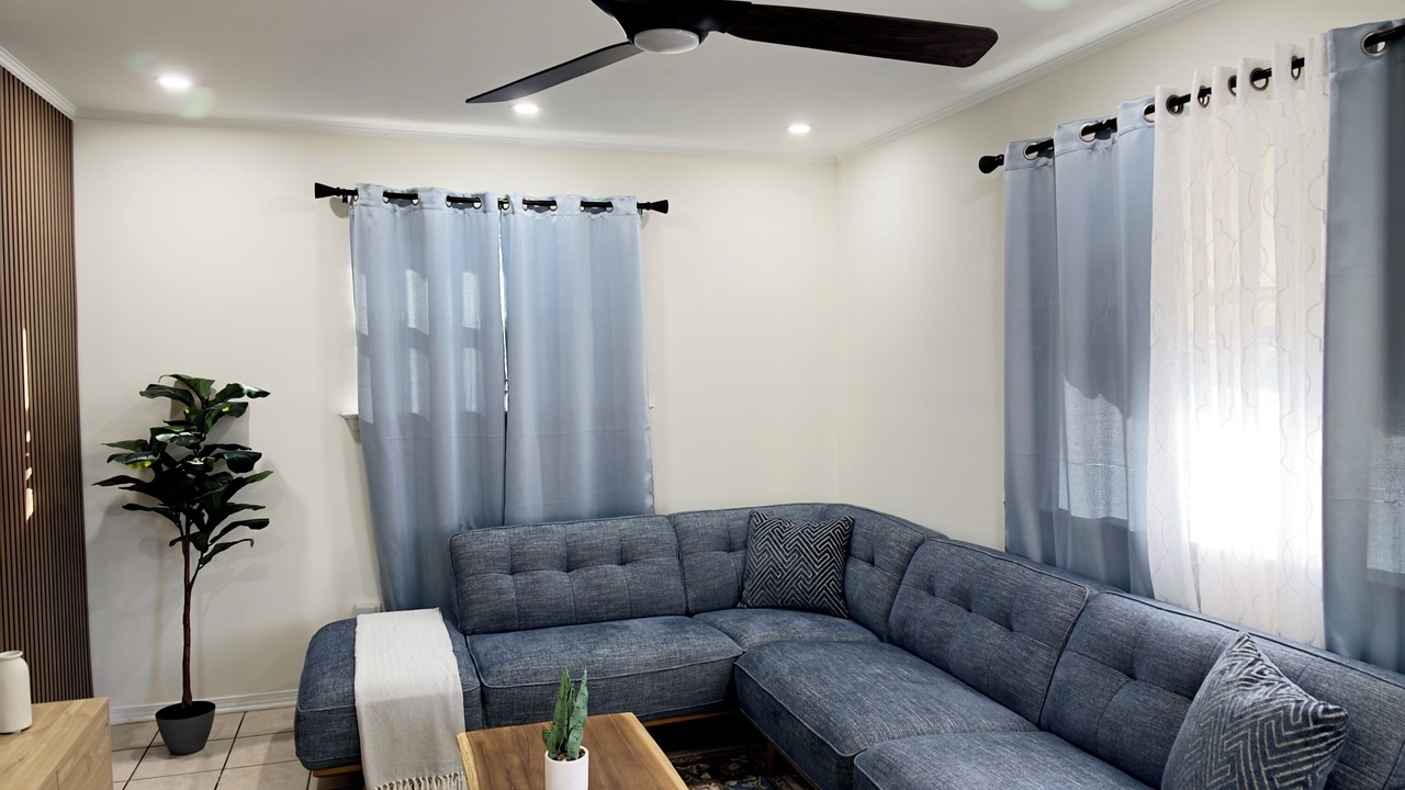 Photo of Livingroom in Kenner - Louis Armstrong International Airport