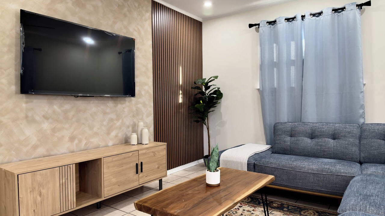 Photo of Livingroom in Kenner - Louis Armstrong International Airport