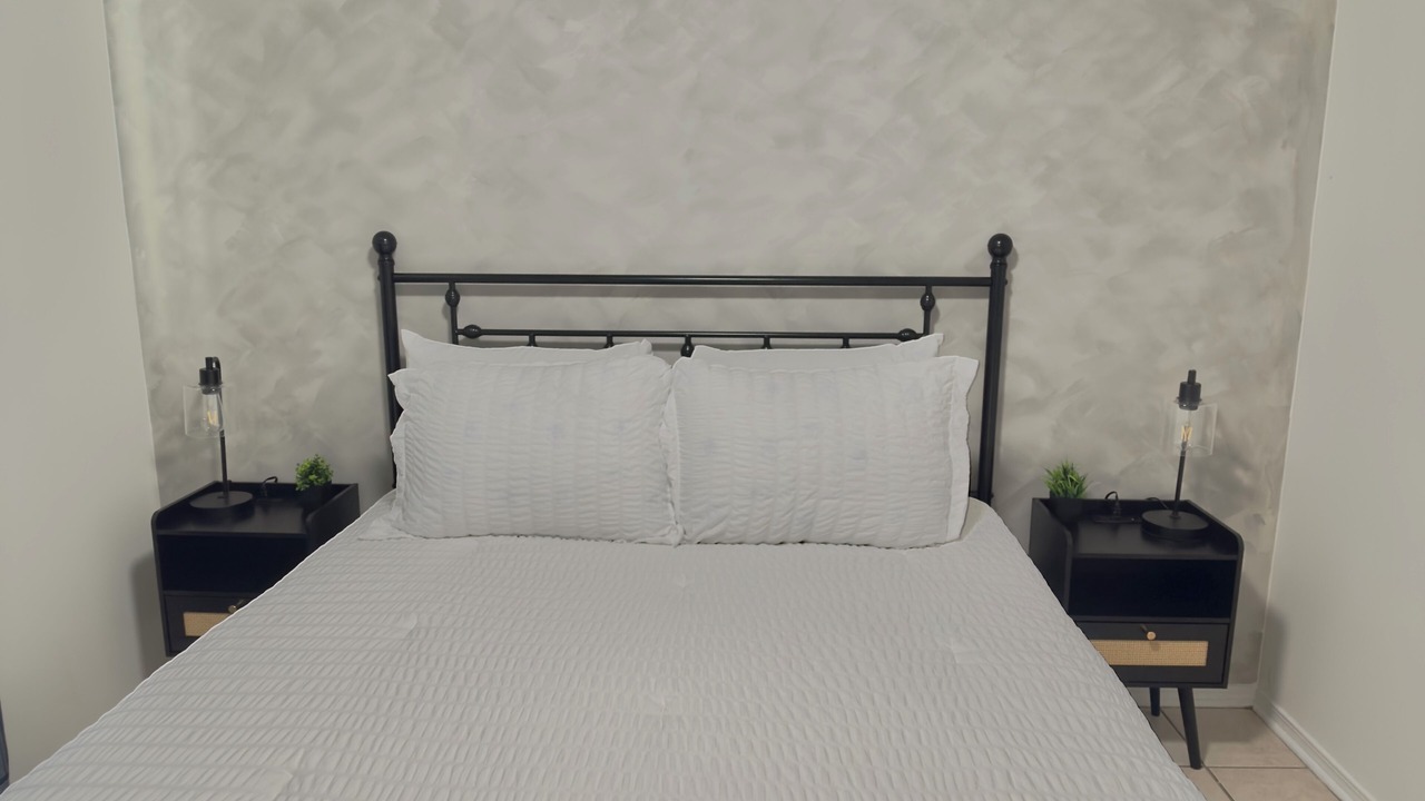 Photo of Bedroom in Kenner - Louis Armstrong International Airport
