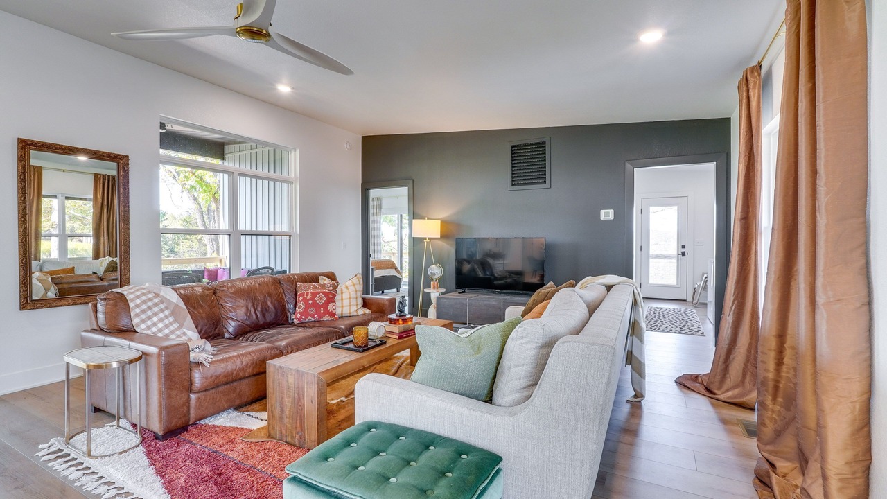Photo of Livingroom in Eagle Rock