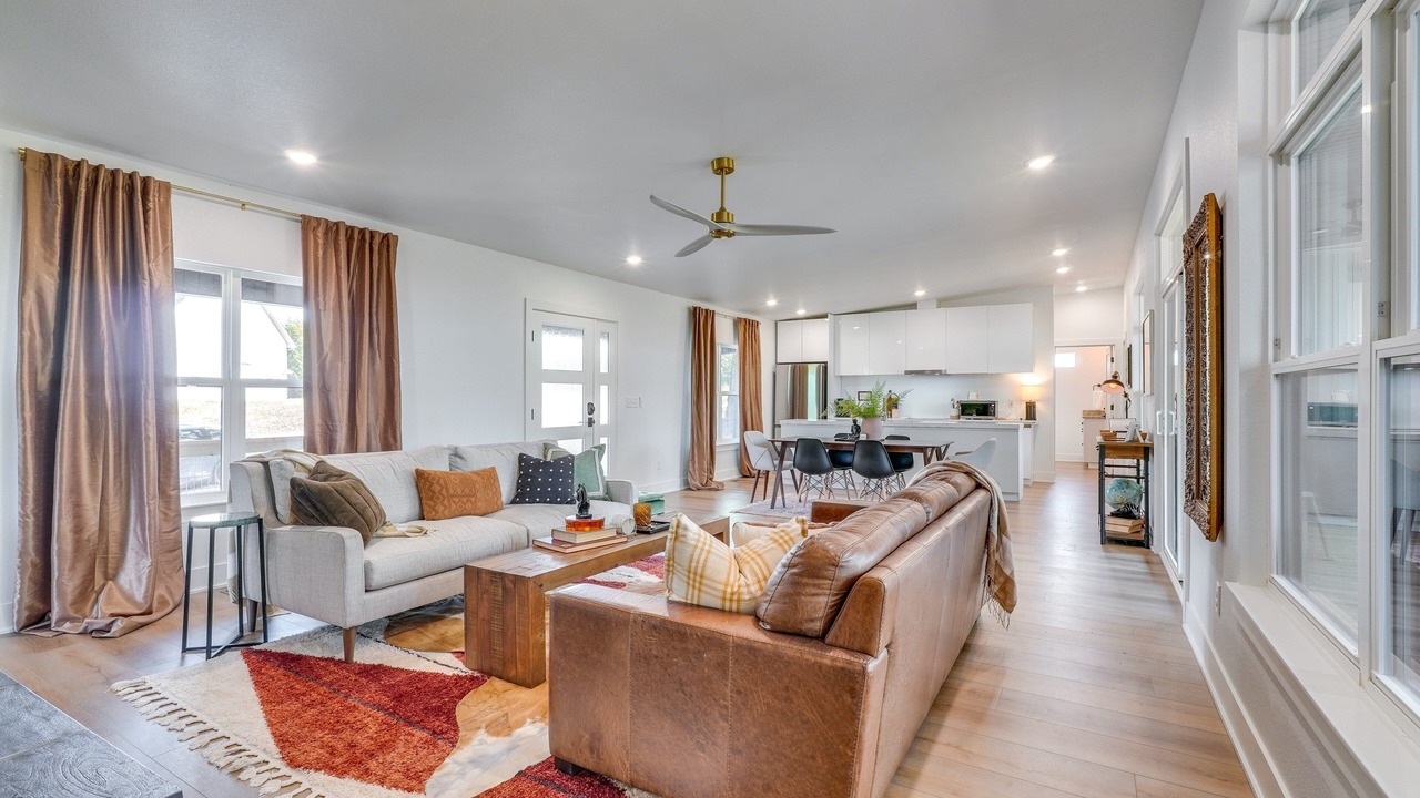 Photo of Livingroom in Eagle Rock