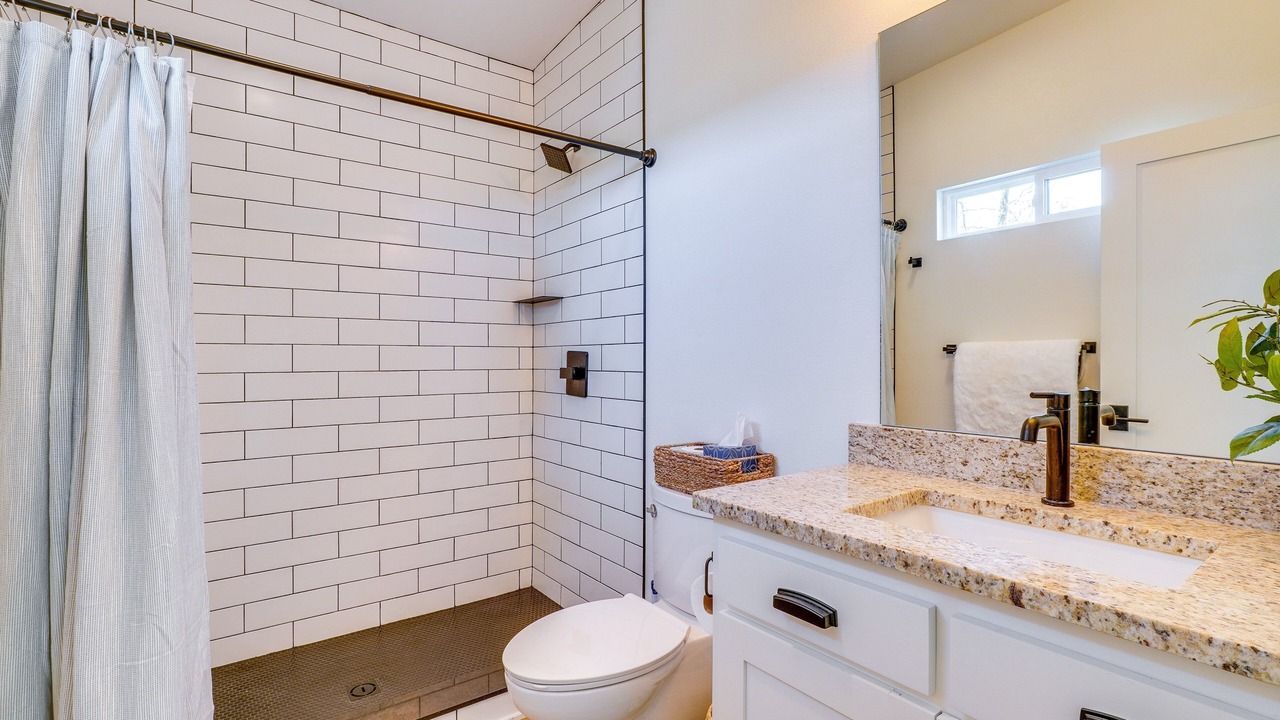 Photo of Bathroom in Eagle Rock