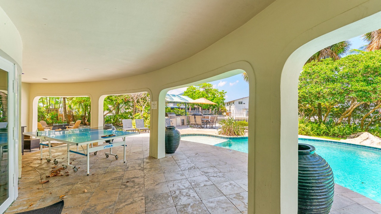 Photo of Outdoor in Oakland Park