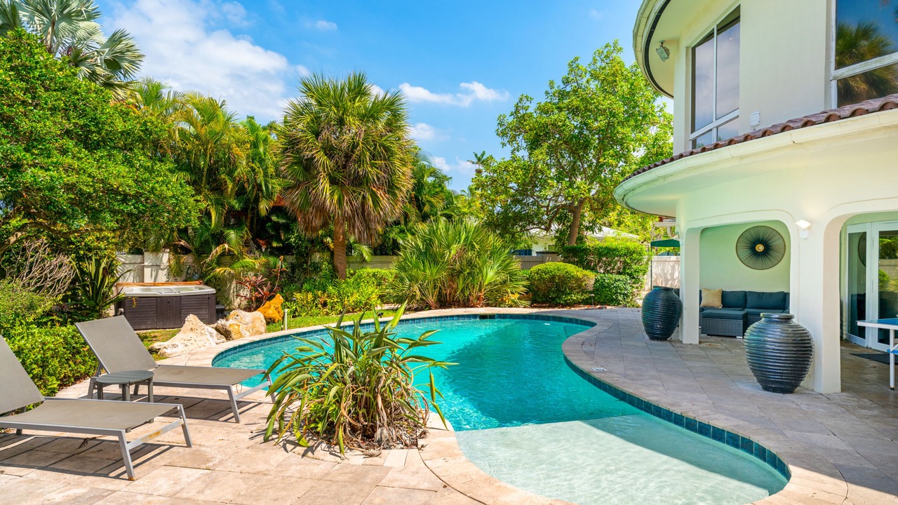 Photo of Outdoor in Oakland Park
