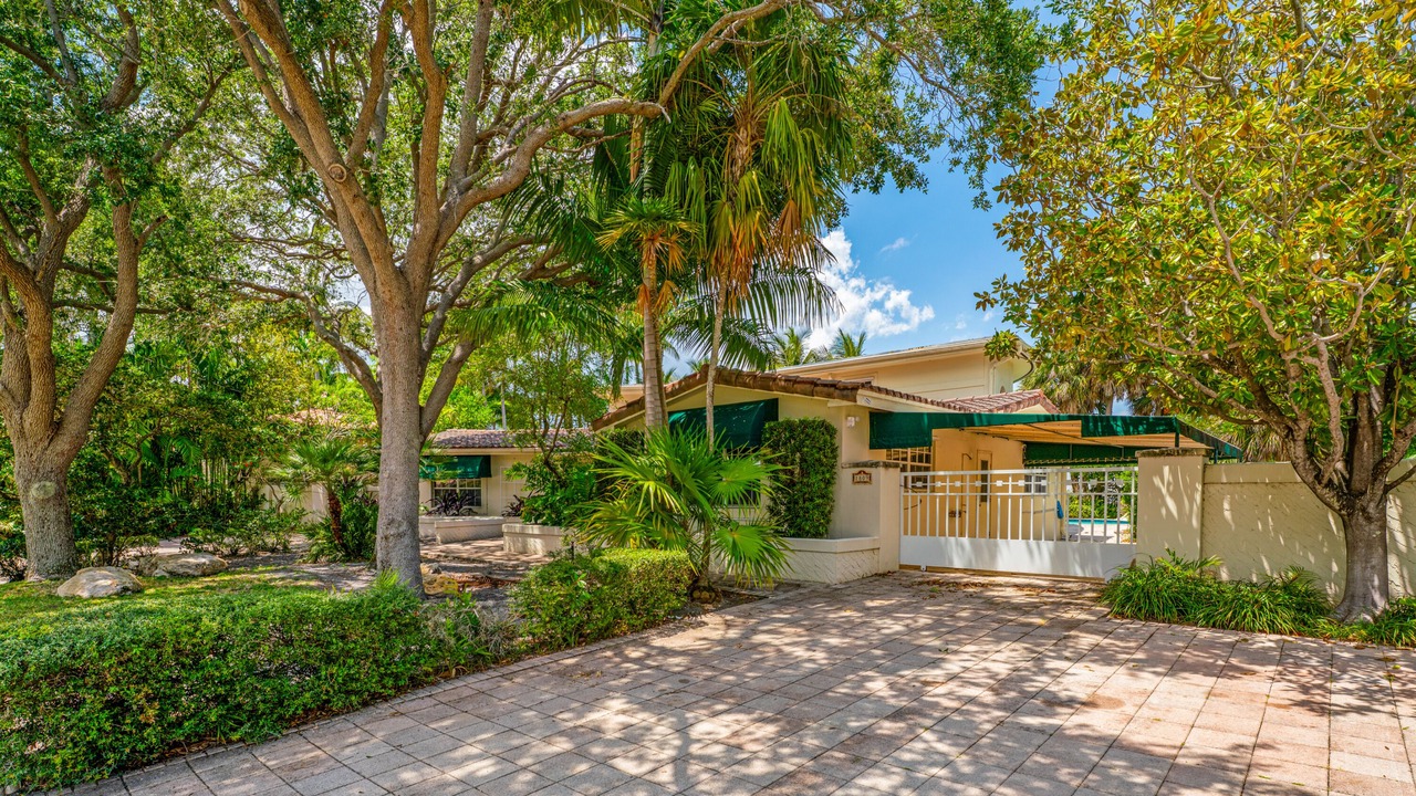 Photo of Outdoor in Oakland Park