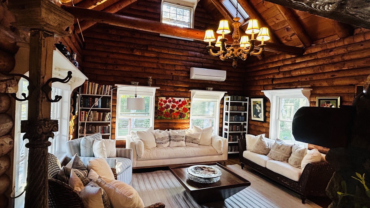 Photo of Livingroom in Edgartown