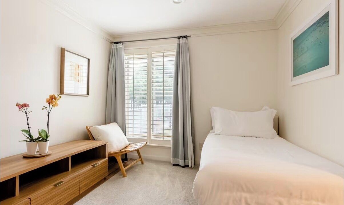 Photo of Bedroom in Logan Heights