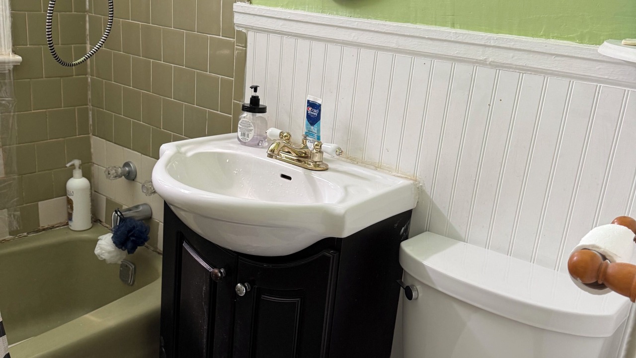 Photo of Bathroom in Highland Springs