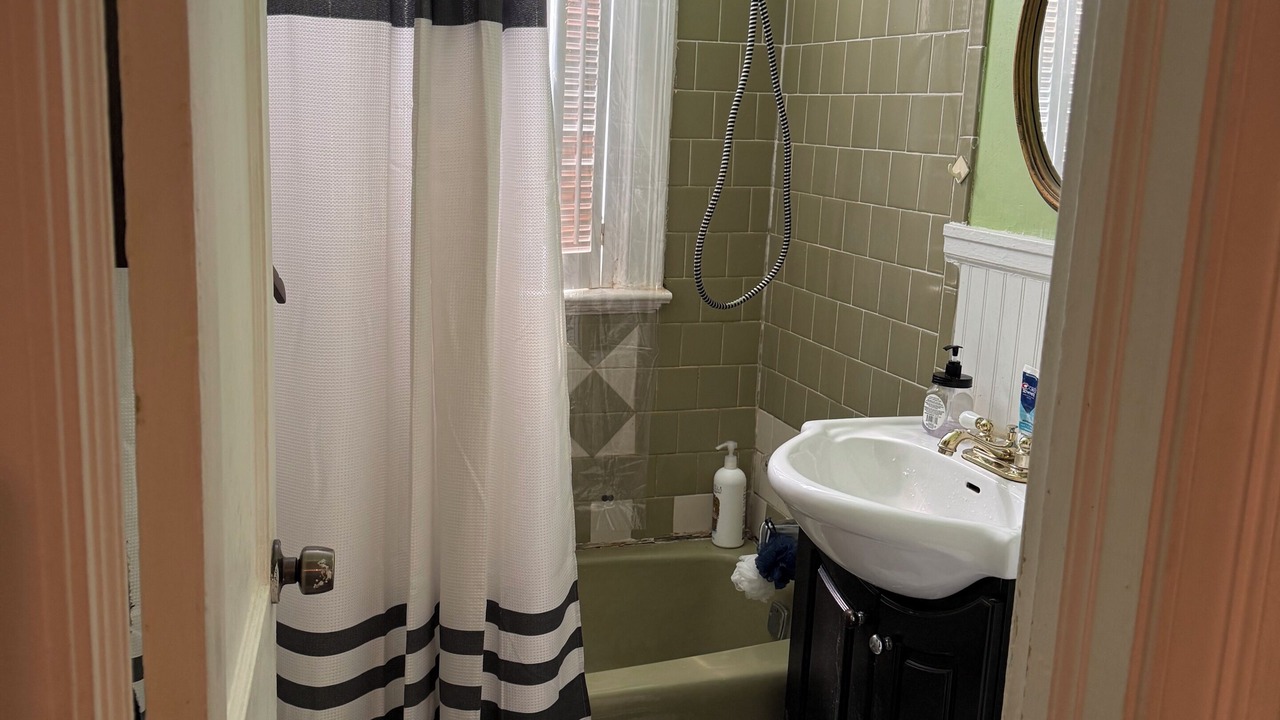 Photo of Bathroom in Highland Springs