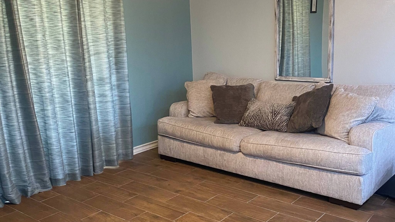 Photo of Livingroom in Medical Center District