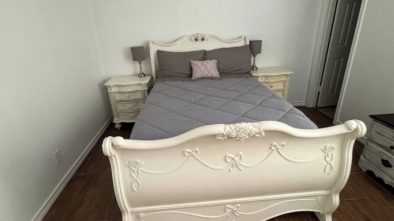 Photo of Bedroom in Medical Center District
