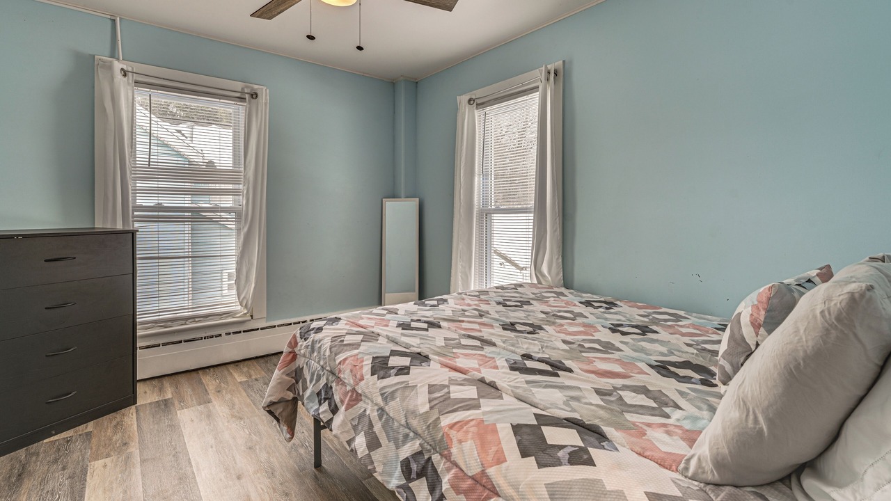Photo of Bedroom in Seneca Falls